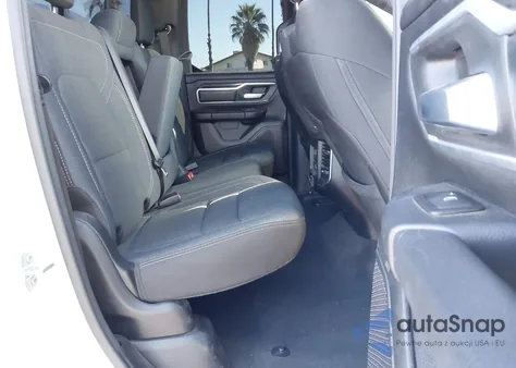 2021 Ram 1500 Big Horn 4X4 6'4 Box из США, поврежденный, VIN 1C6SRFBT8MN822635